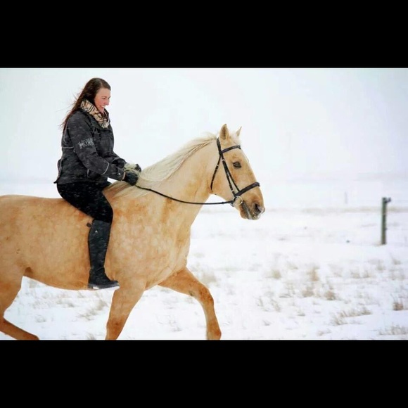 Meet your Posher, Ruth - Picture 1 of 1